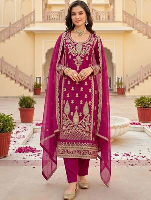 women ethnic motifs embroidered regular kurta with trousers & with dupatta 1