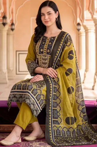 women ethnic motifs printed regular cotton kurta with trousers & with dupatta