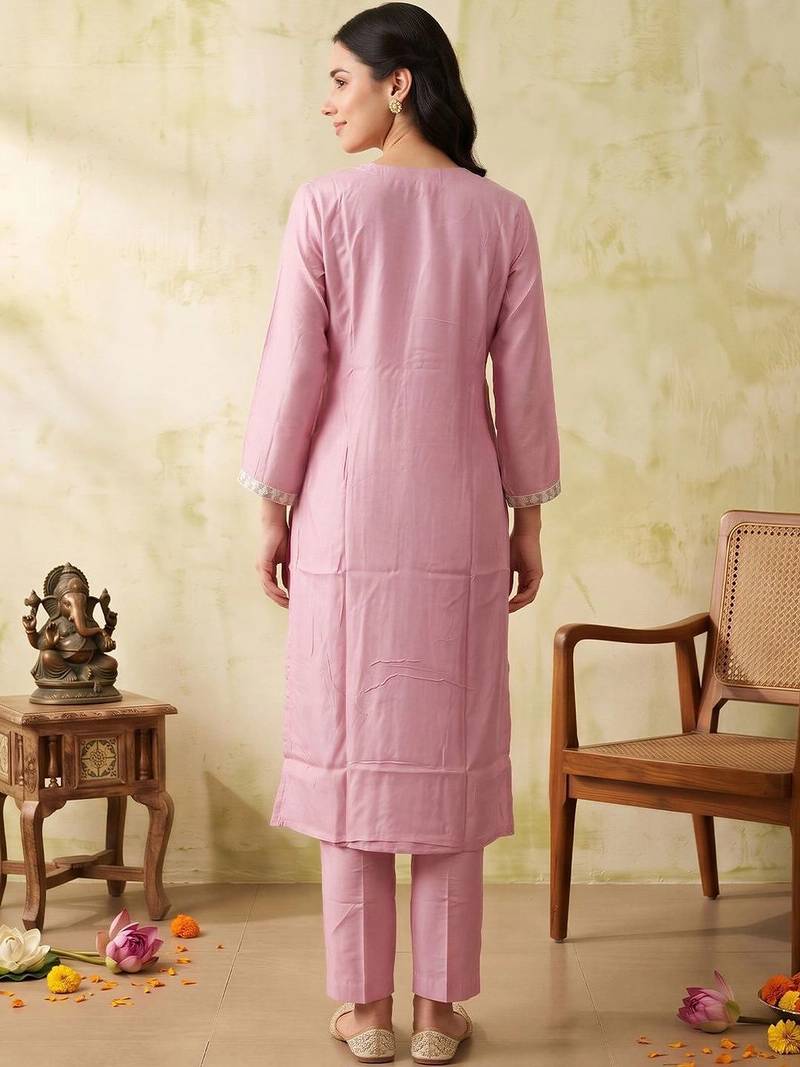 women ethnic motifs embroidered regular work kurta with trousers & with dupatta