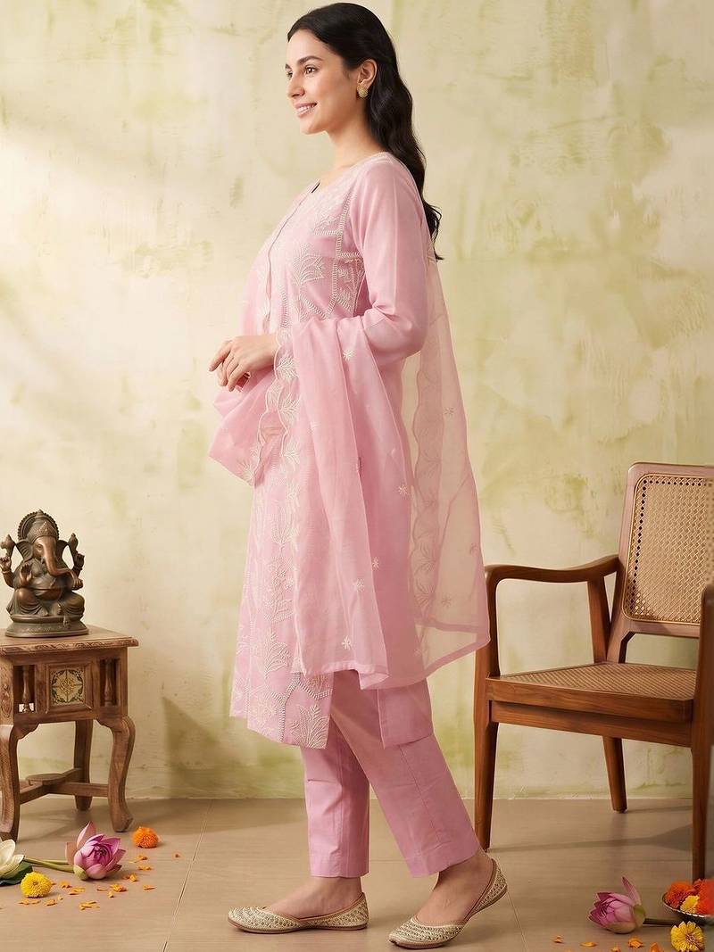 women ethnic motifs embroidered regular work kurta with trousers & with dupatta