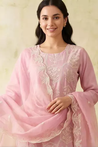 women ethnic motifs embroidered regular work kurta with trousers & with dupatta