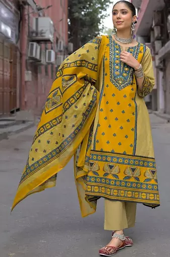 women ethnic motifs printed regular mirror work cotton kurta with palazzos & with dupatta