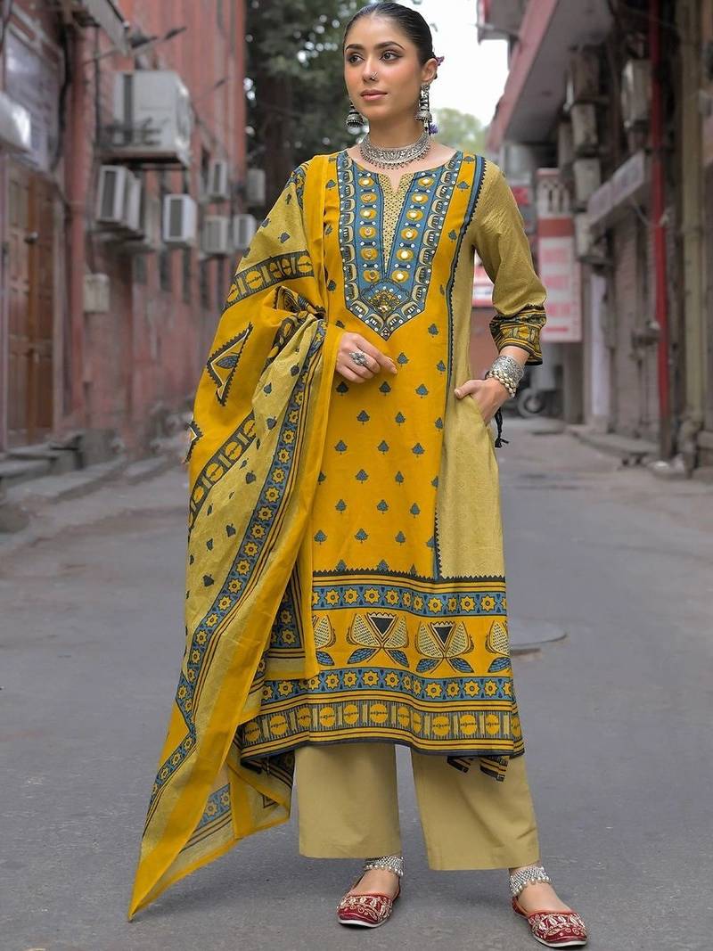 women ethnic motifs printed regular mirror work cotton kurta with palazzos & with dupatta
