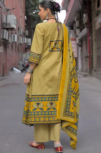 women ethnic motifs printed regular mirror work cotton kurta with palazzos & with dupatta