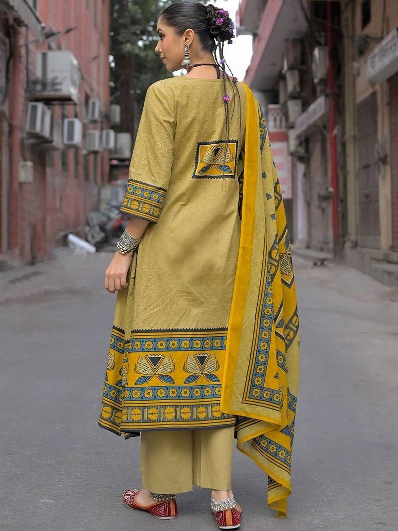 women ethnic motifs printed regular mirror work cotton kurta with palazzos & with dupatta
