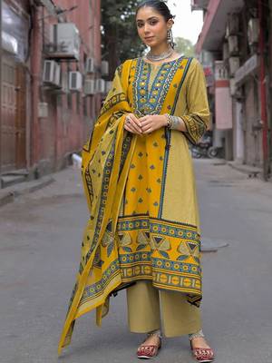 women ethnic motifs printed regular mirror work cotton kurta with palazzos & with dupatta 4