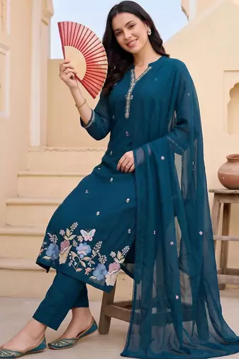 women floral embroidered regular thread work cotton kurta with trousers & with dupatta