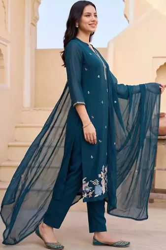 women floral embroidered regular thread work cotton kurta with trousers & with dupatta