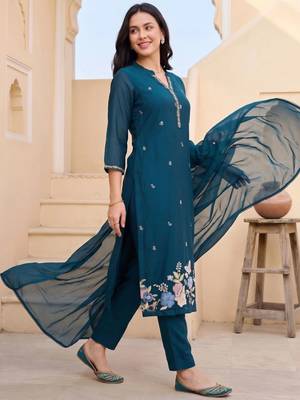 women floral embroidered regular thread work cotton kurta with trousers & with dupatta 5