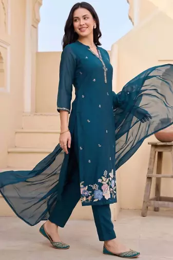 women floral embroidered regular thread work cotton kurta with trousers & with dupatta