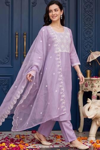 women ethnic motifs embroidered regular thread work kurta with trousers & with dupatta