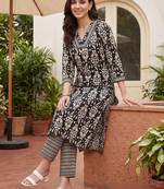 women ethnic motifs printed regular cotton kurta with trousers