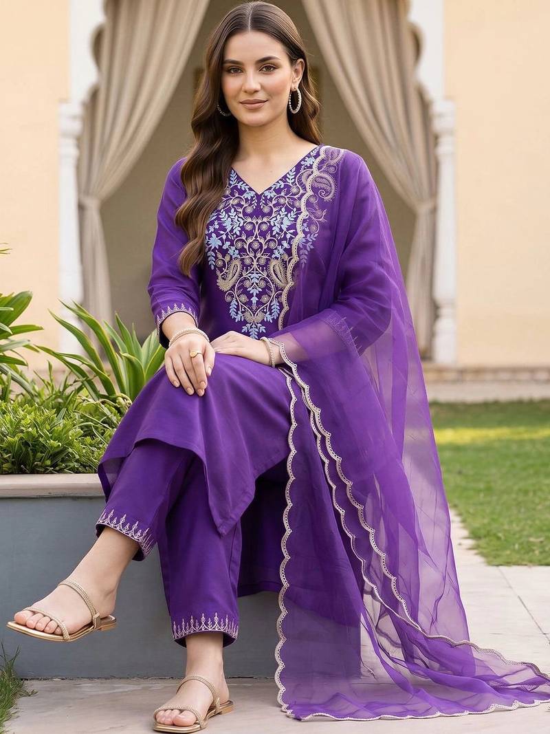 women ethnic motifs embroidered regular thread work kurta with trousers & with dupatta