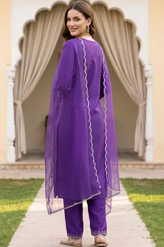 women ethnic motifs embroidered regular thread work kurta with trousers & with dupatta
