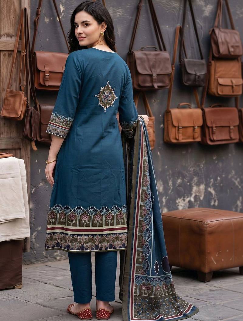 women ethnic motifs printed regular cotton kurta with trousers & with dupatta