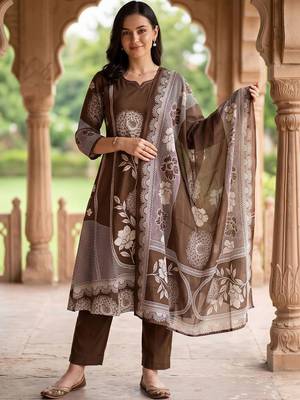 women floral printed regular cotton kurta with trousers & with dupatta 1