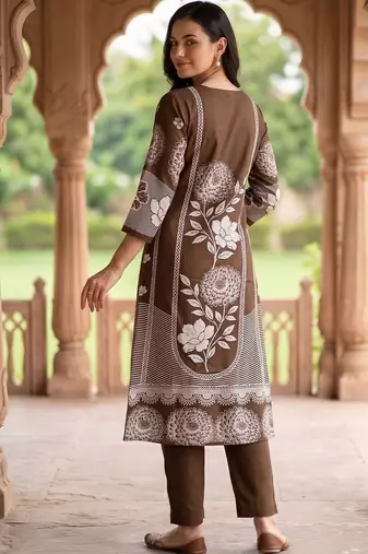 women floral printed regular cotton kurta with trousers & with dupatta