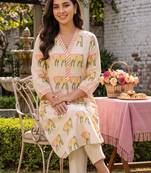 women ethnic motifs printed regular cotton kurta with trousers