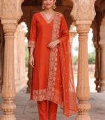 women ethnic motifs embroidered regular thread work kurta with trousers & with dupatta