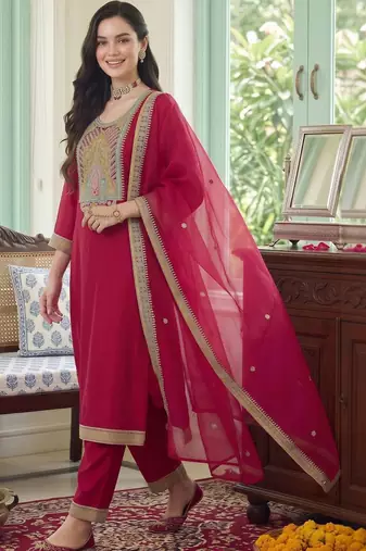 women ethnic motifs embroidered regular kurta with trousers & with dupatta