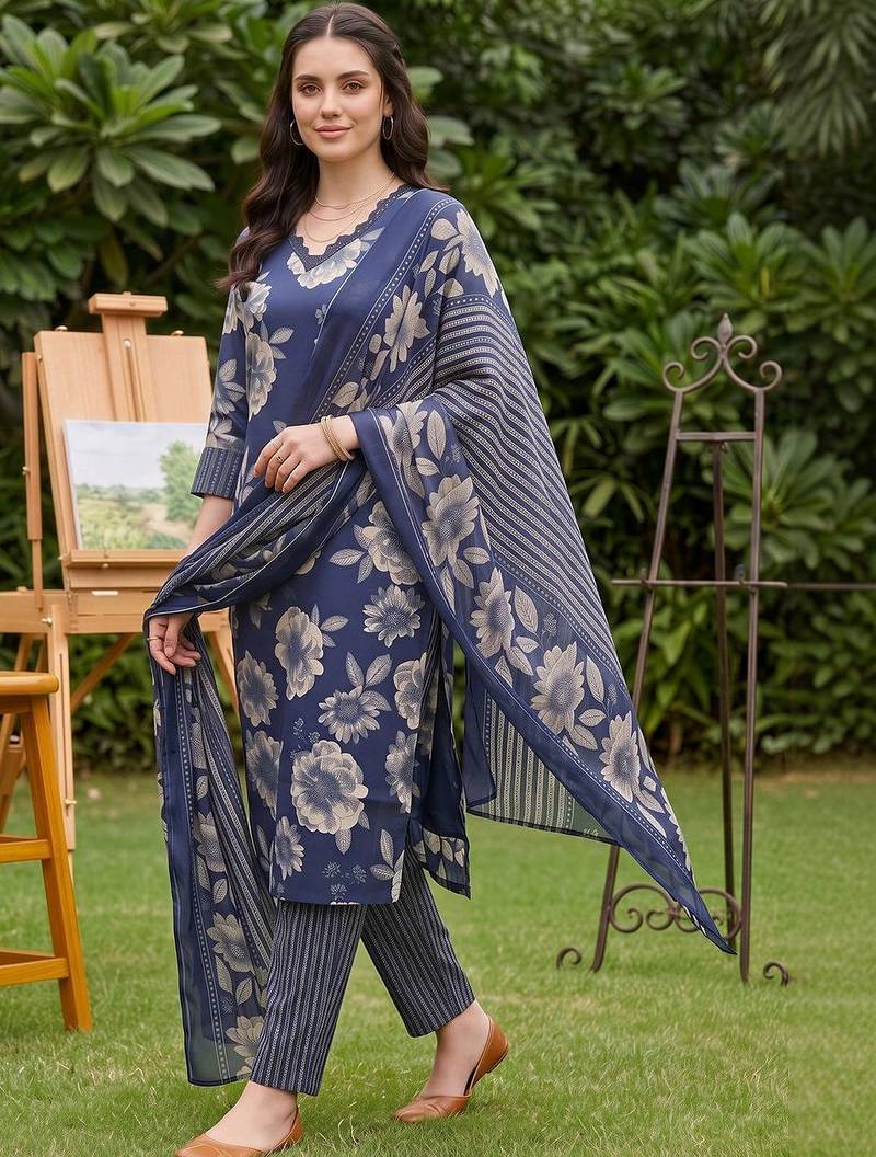 women floral printed regular kurta with trousers & with dupatta