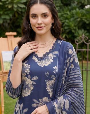 women floral printed regular kurta with trousers & with dupatta 2