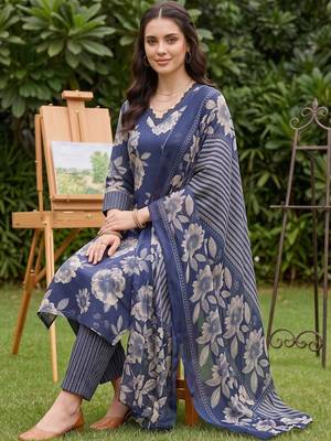 women floral printed regular kurta with trousers & with dupatta 5
