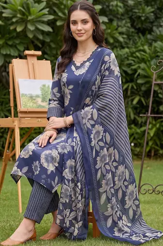 women floral printed regular kurta with trousers & with dupatta