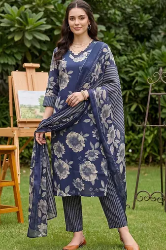 women floral printed regular kurta with trousers & with dupatta