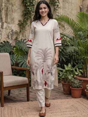 women ethnic motifs printed regular kurta with trousers 1