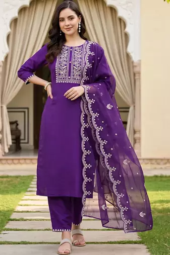 women ethnic motifs embroidered regular thread work kurta with trousers & with dupatta