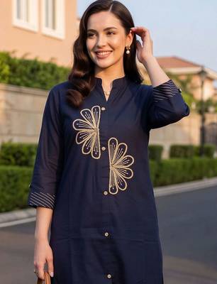 women ethnic motifs embroidered regular thread work cotton kurta with trousers 6