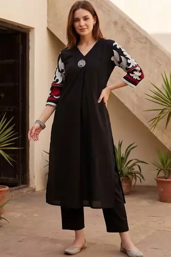 women ethnic motifs printed regular cotton kurta with trousers