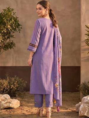 women ethnic motifs embroidered regular thread work cotton kurta with trousers & with dupatta 5