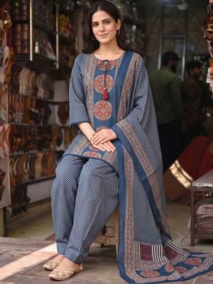 women ethnic motifs printed regular cotton kurta with patiala & with dupatta 5