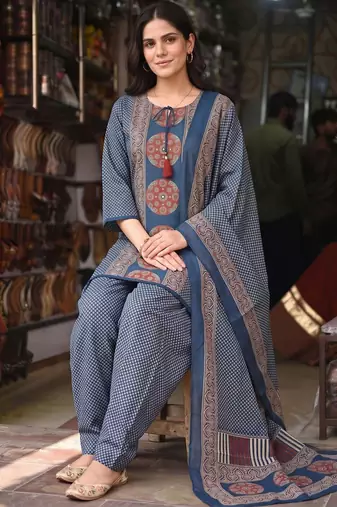 women ethnic motifs printed regular cotton kurta with patiala & with dupatta
