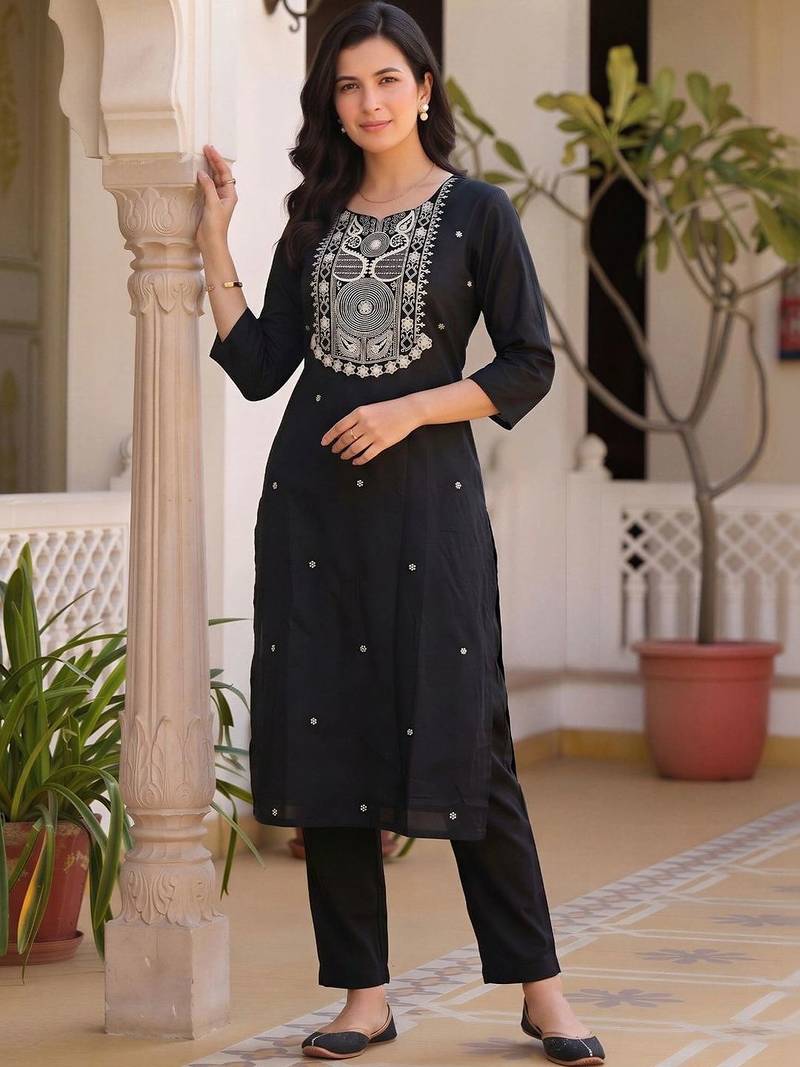 women ethnic motifs embroidered regular thread work cotton kurta with trousers