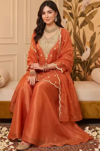women ethnic motifs embroidered regular gotta patti kurta with palazzos & with dupatta