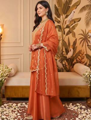 women ethnic motifs embroidered regular gotta patti kurta with palazzos & with dupatta 4