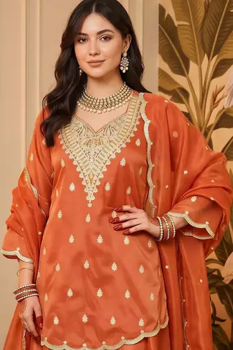women ethnic motifs embroidered regular gotta patti kurta with palazzos & with dupatta