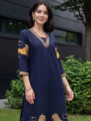 women ethnic motifs printed regular kurta with trousers 3