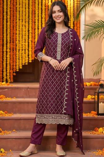 women ethnic motifs embroidered regular thread work kurta with trousers & with dupatta