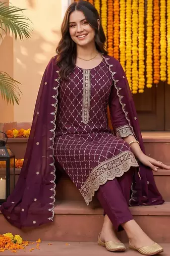 women ethnic motifs embroidered regular thread work kurta with trousers & with dupatta