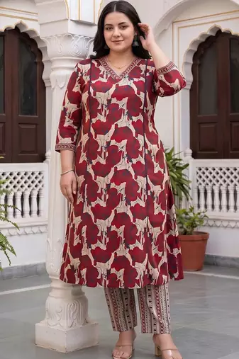 women floral printed regular cotton kurta with trousers