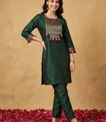 women ethnic motifs embroidered regular thread work liva kurta with trousers