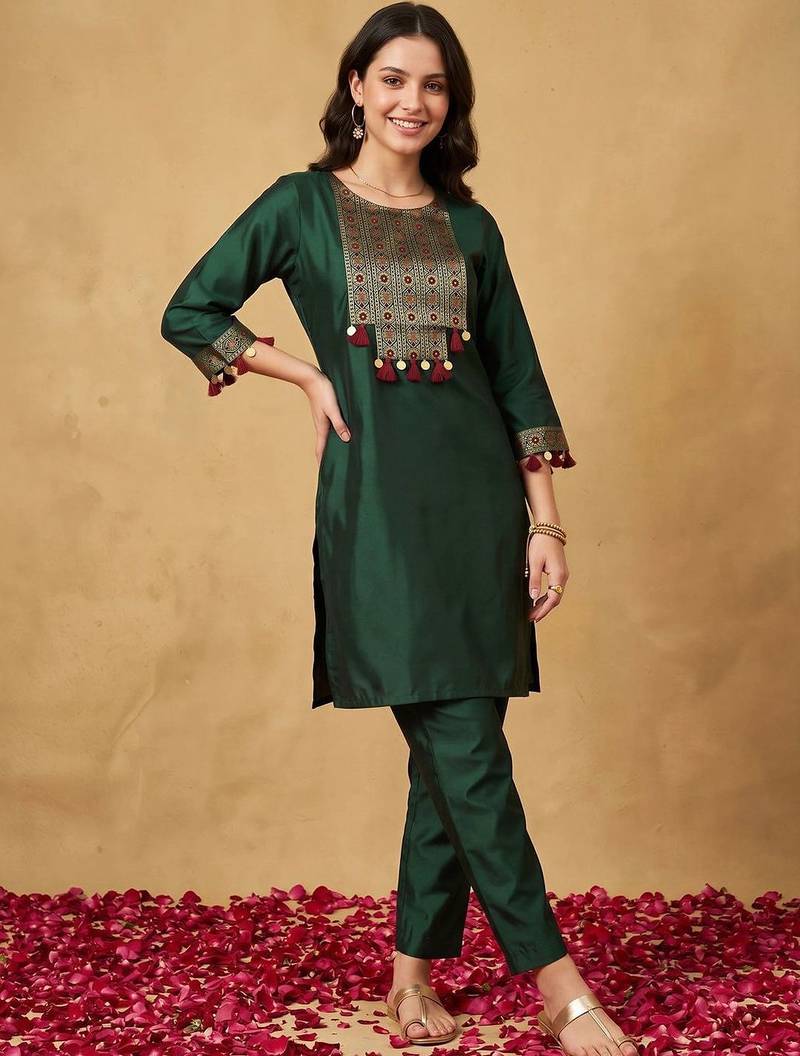 women ethnic motifs embroidered regular thread work liva kurta with trousers