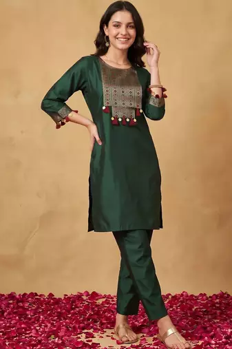 women ethnic motifs embroidered regular thread work liva kurta with trousers