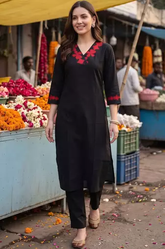women floral embroidered regular thread work kurta with trousers