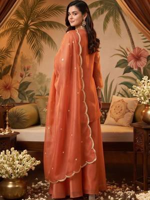 women ethnic motifs embroidered regular kurta with sharara & with dupatta 3