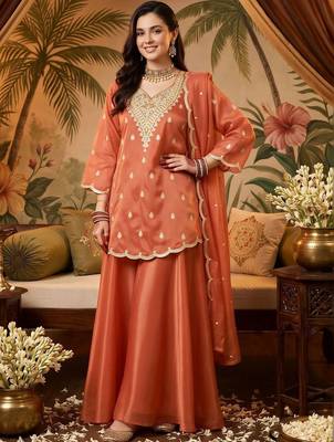 women ethnic motifs embroidered regular kurta with sharara & with dupatta 6